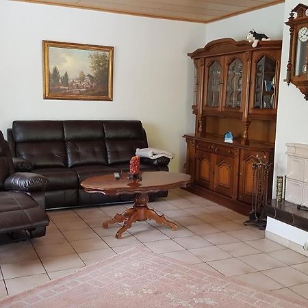 Ferienhaus Am Waldrand Steddenヴィラ エクステリア 写真