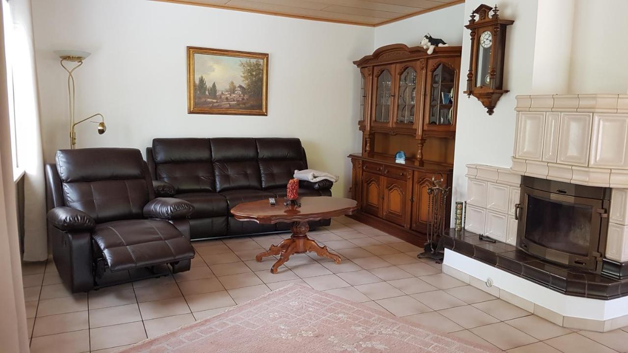 Ferienhaus Am Waldrand Steddenヴィラ エクステリア 写真